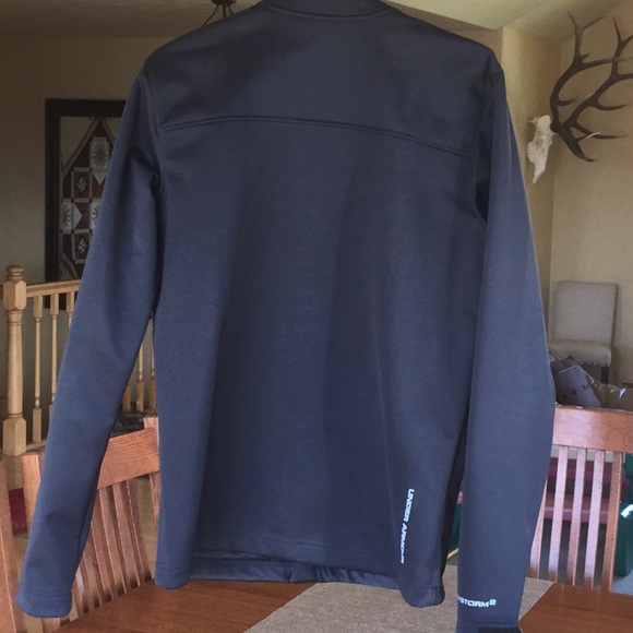 Under Armour Jacket - Picture 2 of 4